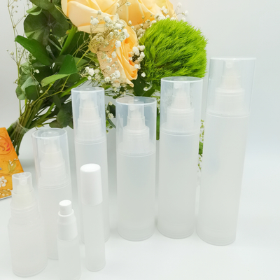 Mattiertes kosmetisches Plastikflaschen-Set 5 ml 10 ml 15 ml 50 ml 100 ml für Hautpflegeverpackungen