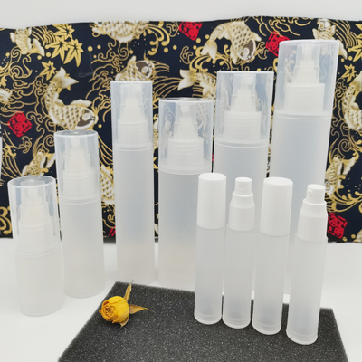 Mattiertes kosmetisches Plastikflaschen-Set 5 ml 10 ml 15 ml 50 ml 100 ml für Hautpflegeverpackungen
