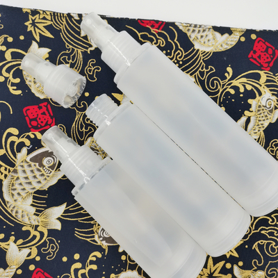 Mattiertes kosmetisches Plastikflaschen-Set 5 ml 10 ml 15 ml 50 ml 100 ml für Hautpflegeverpackungen