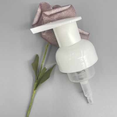 Metallisierte schäumende Seifen-Pumpen verdrehen Dosierungs-Duschshampoo des Verschluss-0.8ml