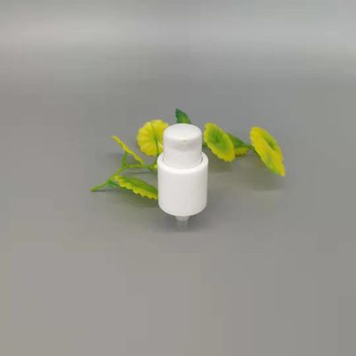 24/410 Schließungs-Creme-Pumpen-Zufuhr-Frühling außerhalb des Ertrages 0.24ml